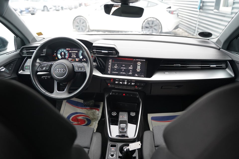 Audi A3 40 TFSi e Sportback S-tr. 5d