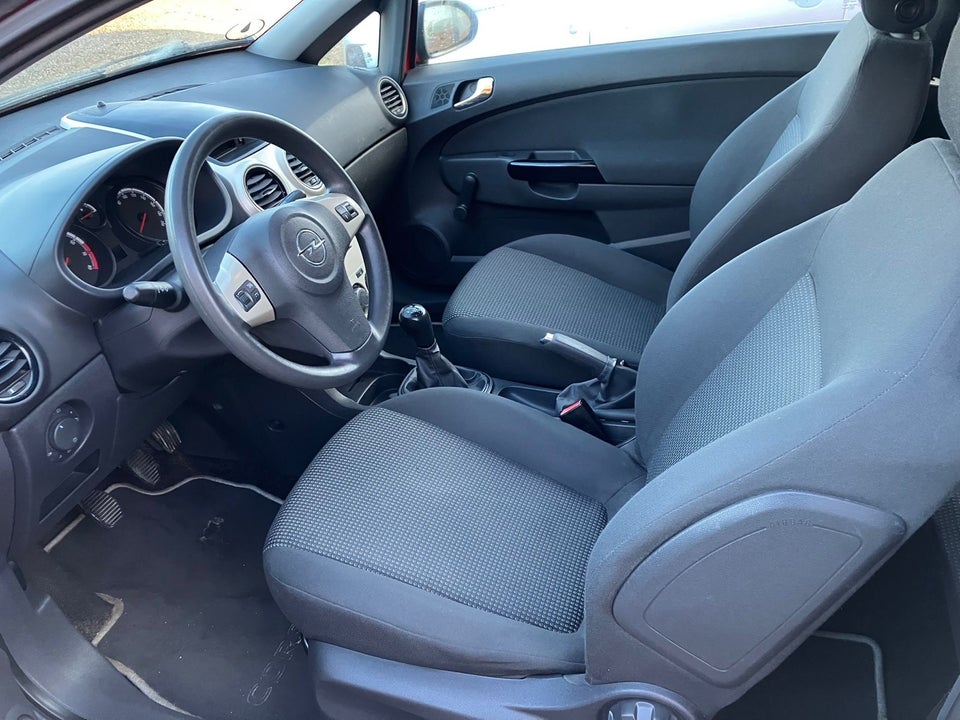 Opel Corsa 1,0 12V Enjoy 3d