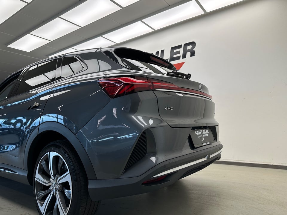 MG Marvel R Performance 5d