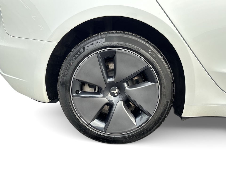 Tesla Model 3 RWD 4d