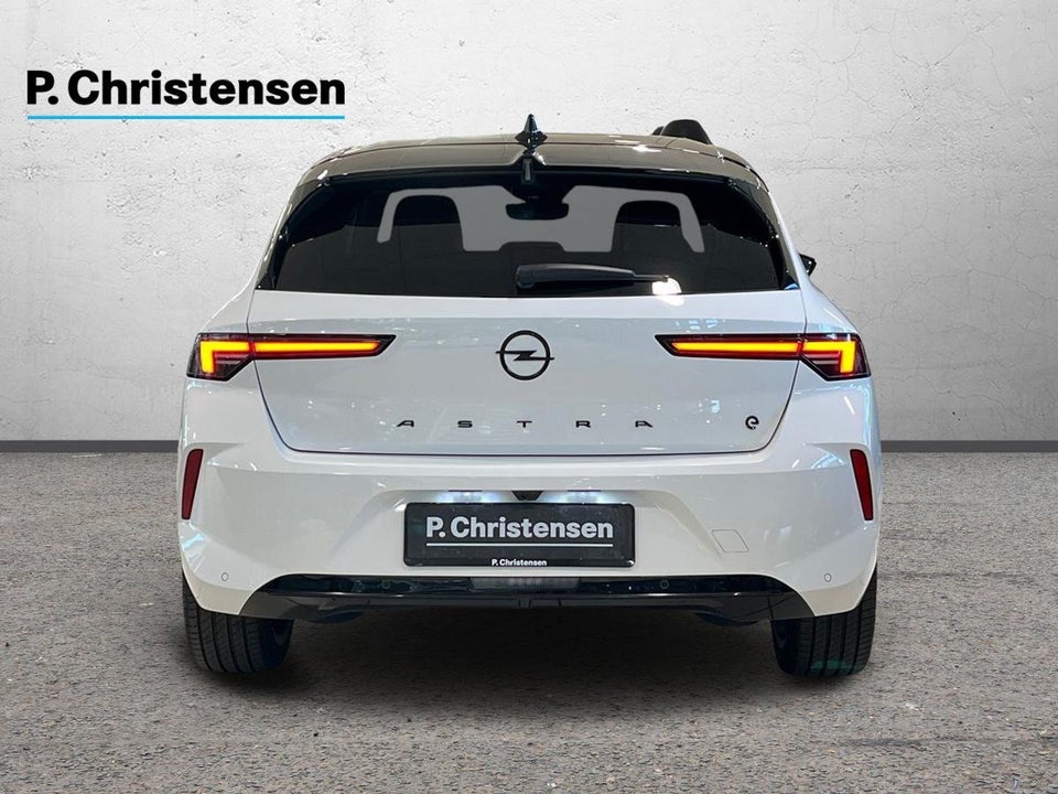 Opel Astra-e 54 Ultimate 5d