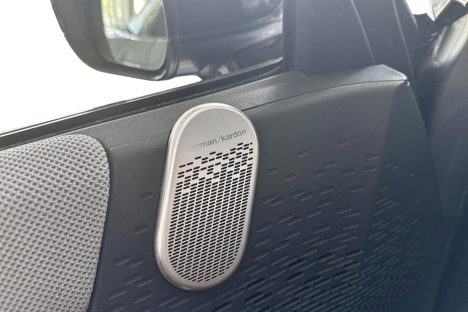MINI Cooper SE Favoured Trim XL 3d