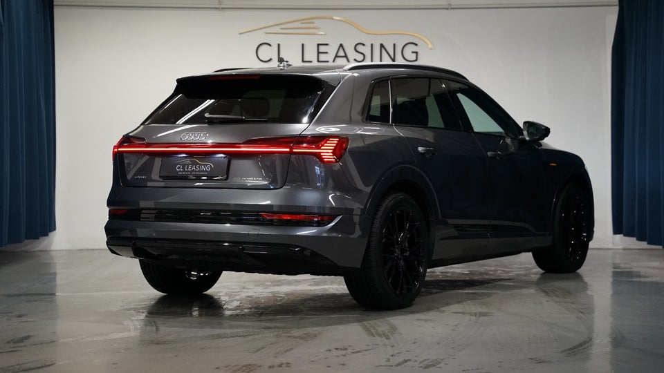 Audi e-tron 55 S-line quattro 5d