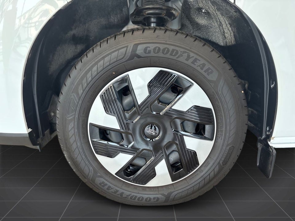 Ford E-Transit Custom 320L 64 Trend