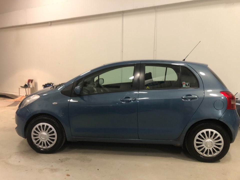 Toyota Yaris 1,3 Sol M/M 5d