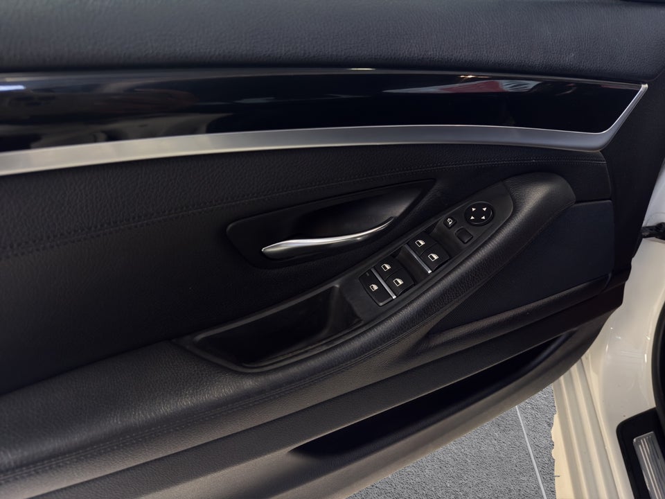 BMW 520d 2,0 Touring aut. 5d