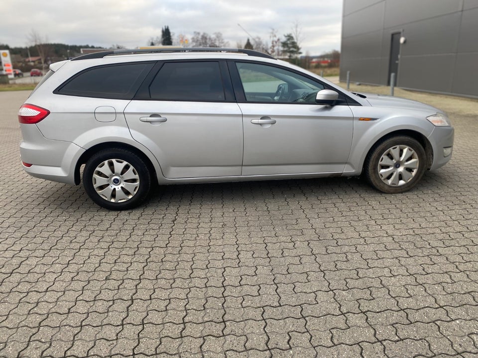 Ford Mondeo 2,0 TDCi 143 Titanium stc. aut. 5d