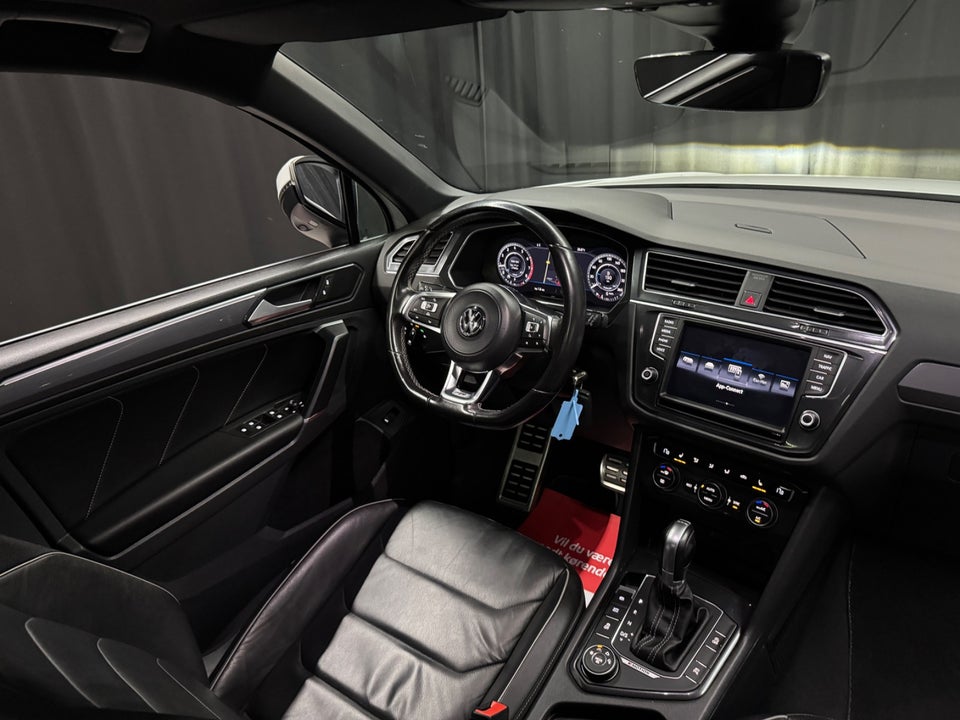 VW Tiguan 2,0 TSi 180 R-line DSG 4Motion Van 5d
