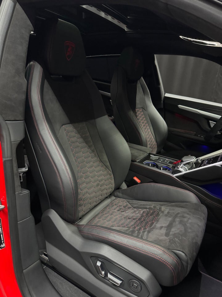 Lamborghini Urus 4,0  5d