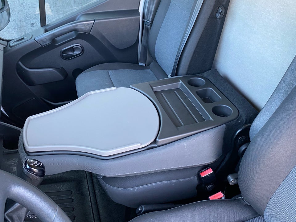 Renault Master III T33 2,3 dCi 145 L2H2 Kassevogn