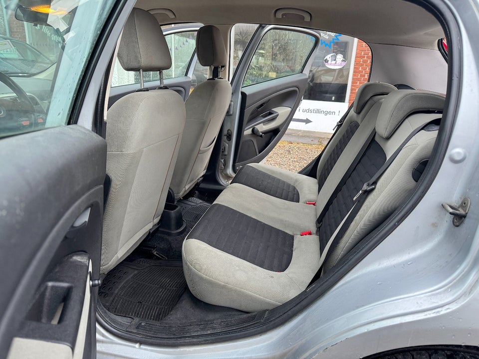 Fiat Grande Punto 1,4 Active 5d