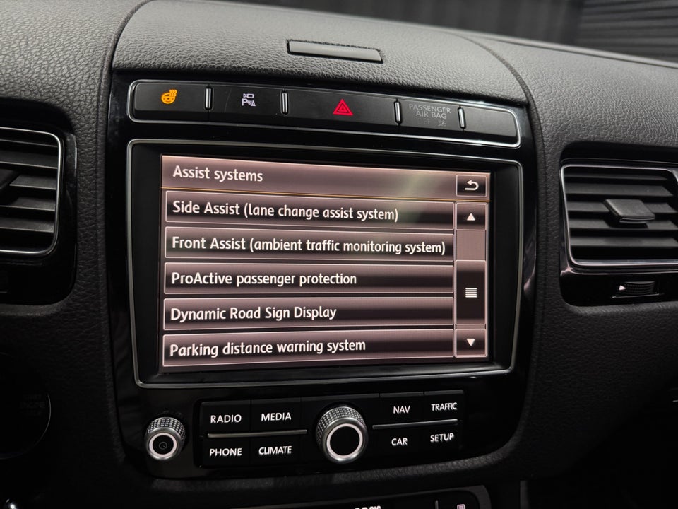 VW Touareg 3,0 V6 TDi 262 R-line Tiptr. 4Motion 5d