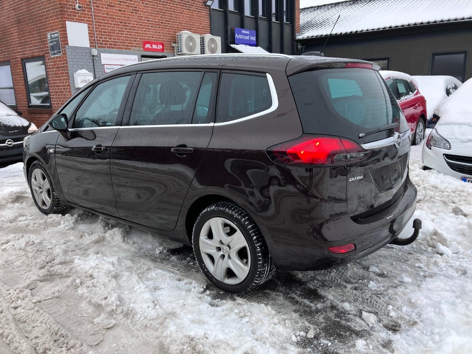 Opel Zafira Tourer 1,4 T 140 Enjoy 7prs 5d