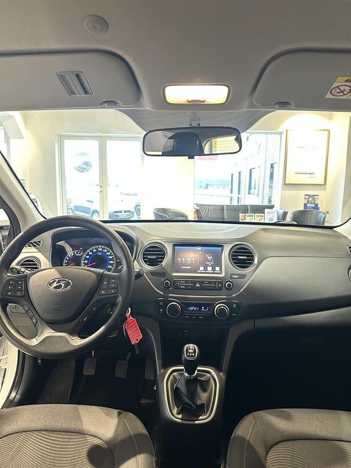 Hyundai i10 1,0 Touch 5d