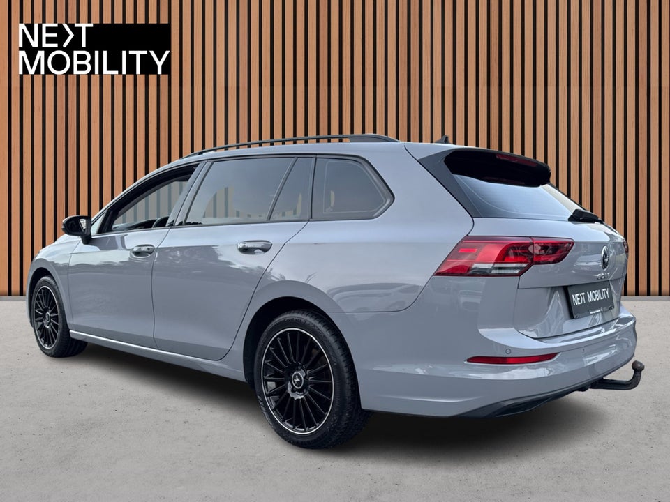 VW Golf VIII 1,5 TSi 130 Life Variant 5d