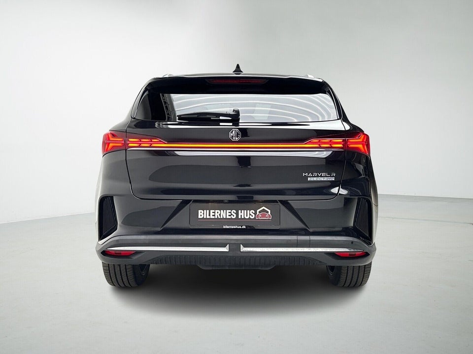 MG Marvel R Luxury 5d