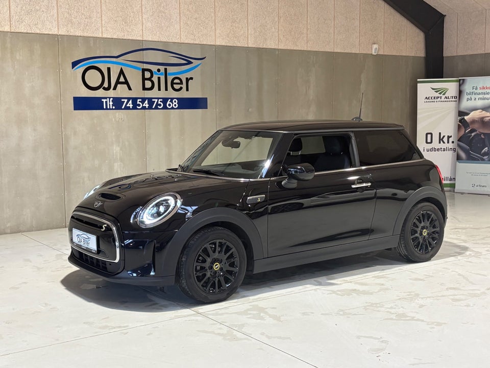 MINI Cooper SE Classic Trim 3d