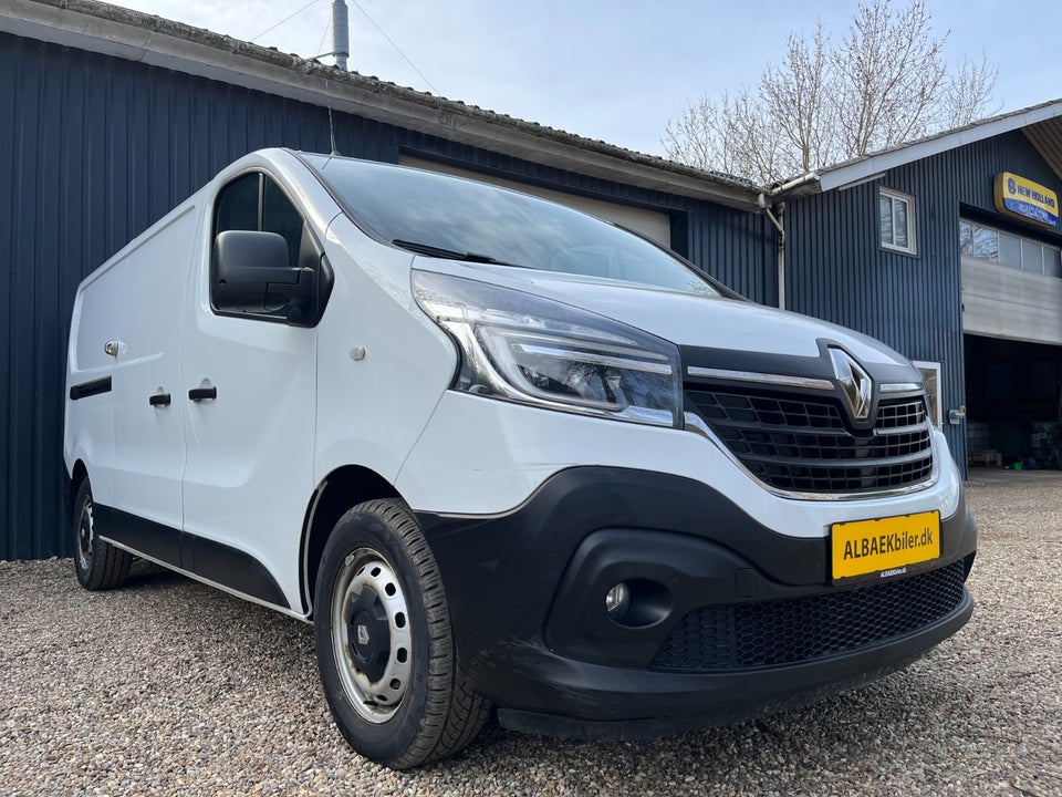 Renault Trafic T29 2,0 dCi 120 L2H1