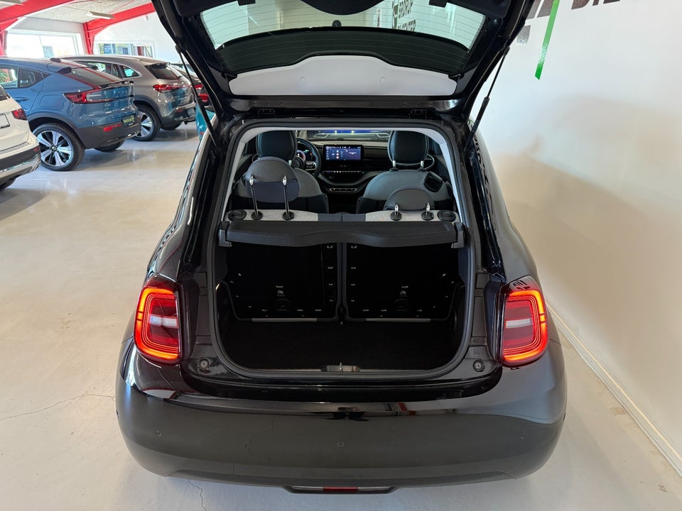 Fiat 500e 42 Icon 3d
