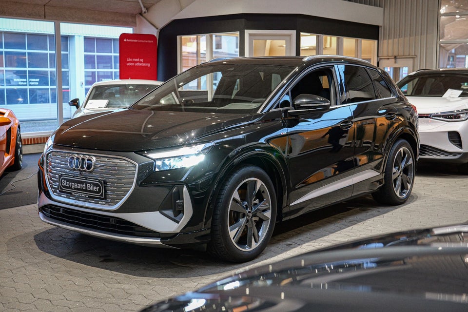 Audi Q4 e-tron 40 S-line 5d