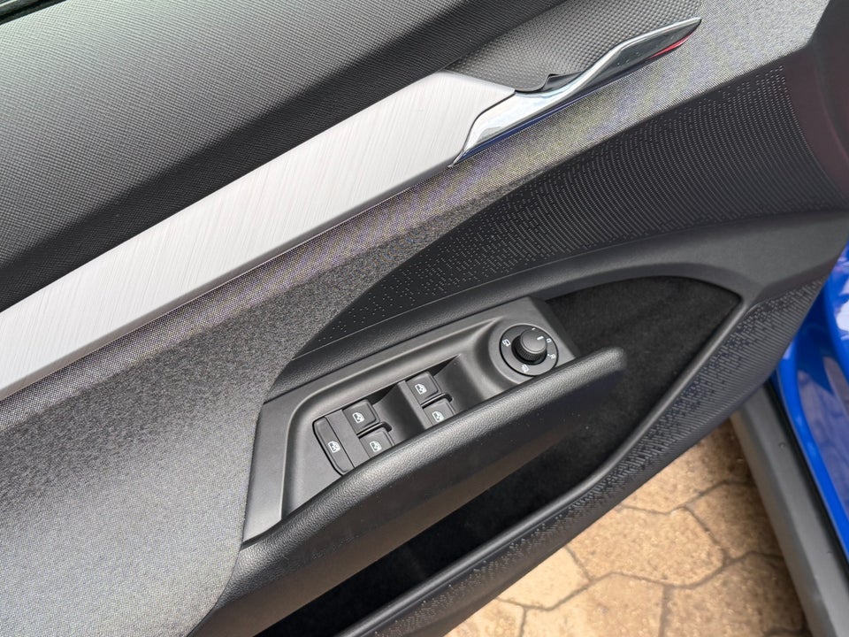 Skoda Enyaq 60 iV Loft 5d