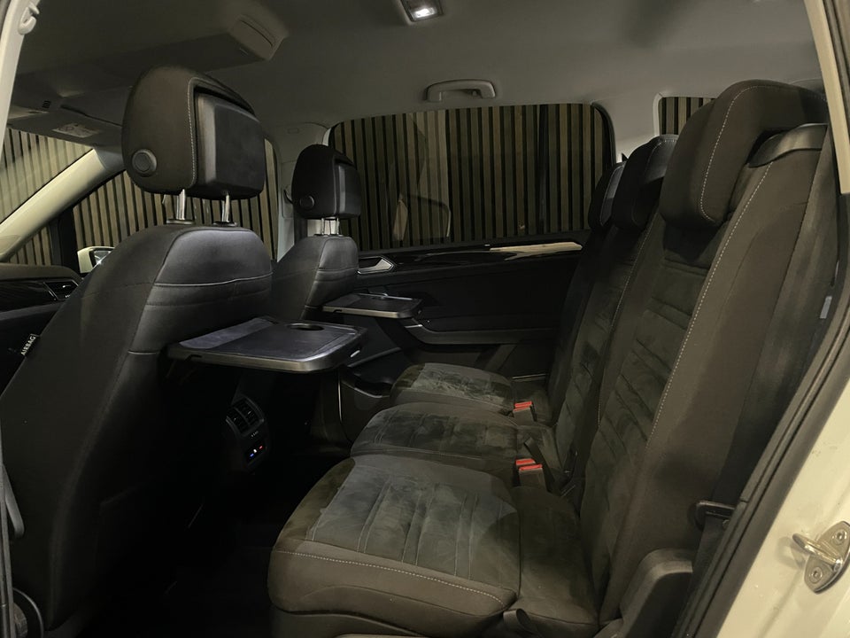 VW Touran 1,8 TSi 180 Highline DSG 7prs 5d