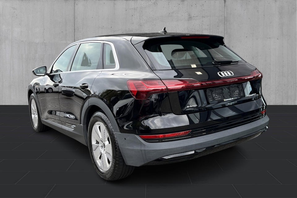 Audi e-tron 50 quattro 5d