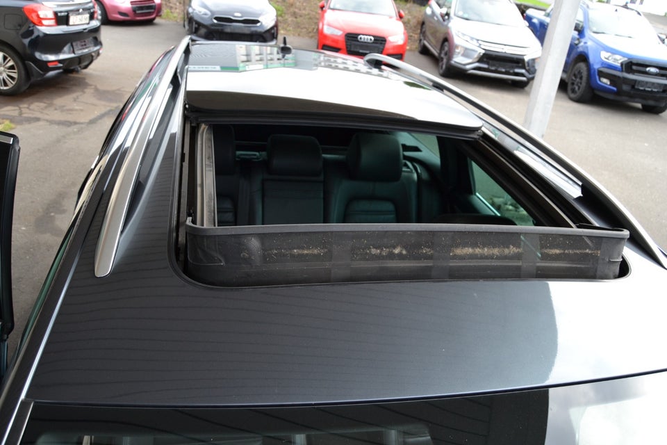 VW Passat 2,0 TDi 140 Highline Variant DSG BMT 5d