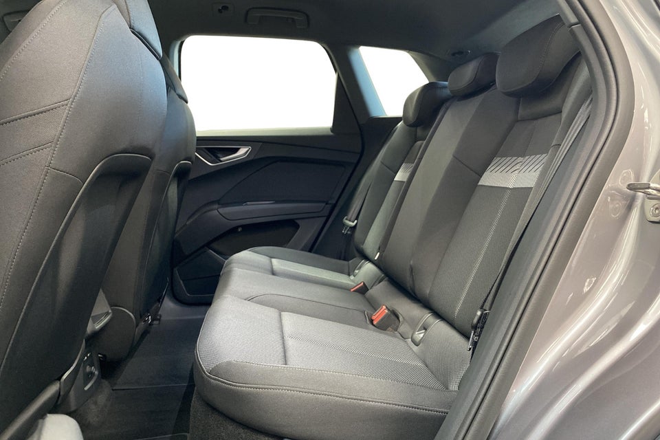 Audi Q4 e-tron 45 Progress 5d