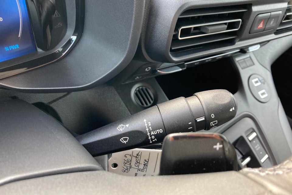 Toyota ProAce City Verso 50 Medium Family 5d