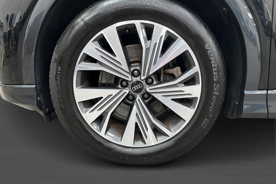 Audi Q4 e-tron 45 Progress Advanced 5d