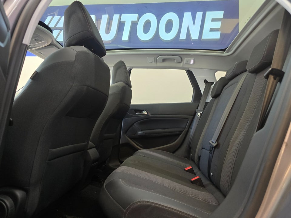 Peugeot 308 1,5 BlueHDi 130 Prestige SW 5d