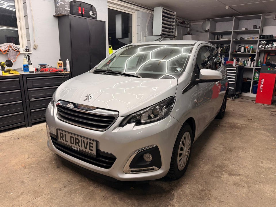 Peugeot 108 1,0 e-VTi 72 Allure+ 5d