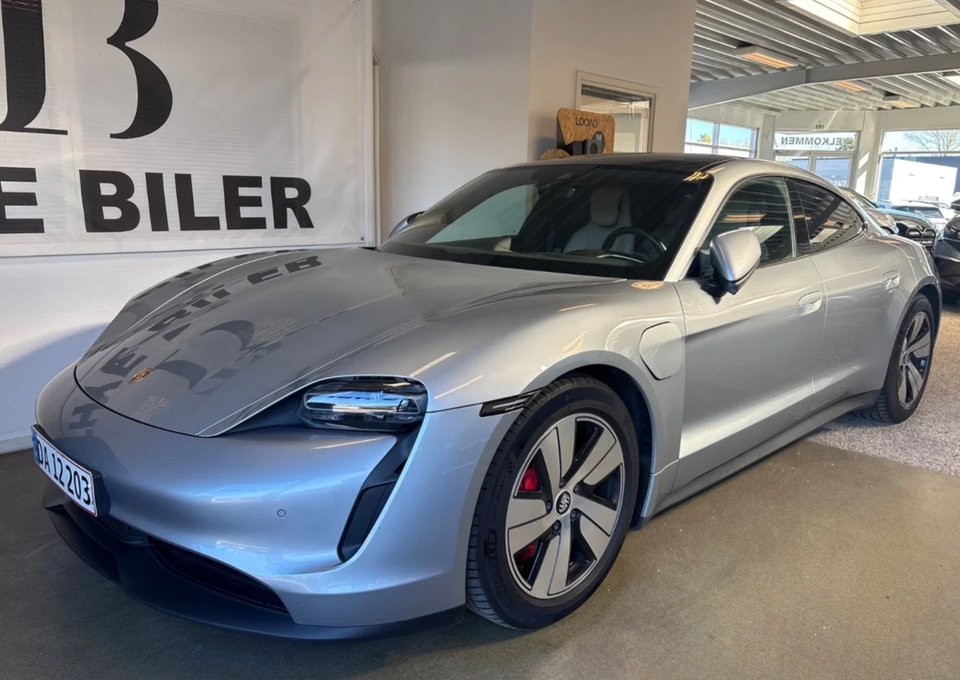Porsche Taycan 4S Performance+ 4d