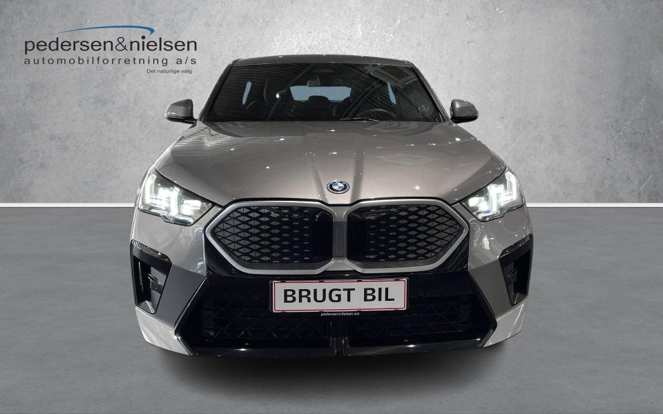 BMW iX2 eDrive20 M-Sport 5d