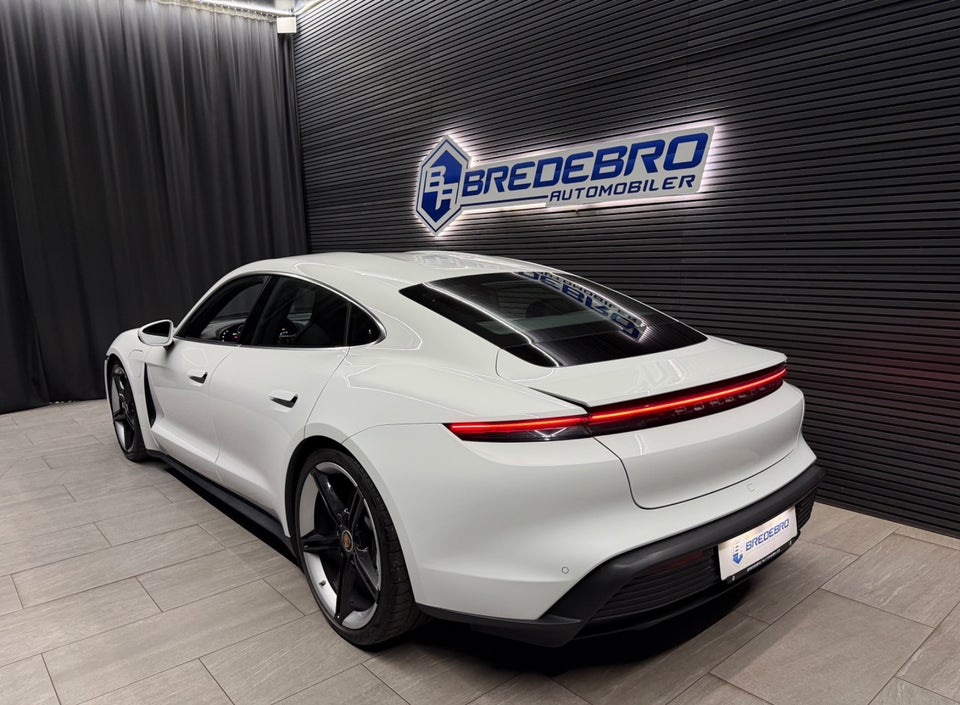 Porsche Taycan 4S 4d
