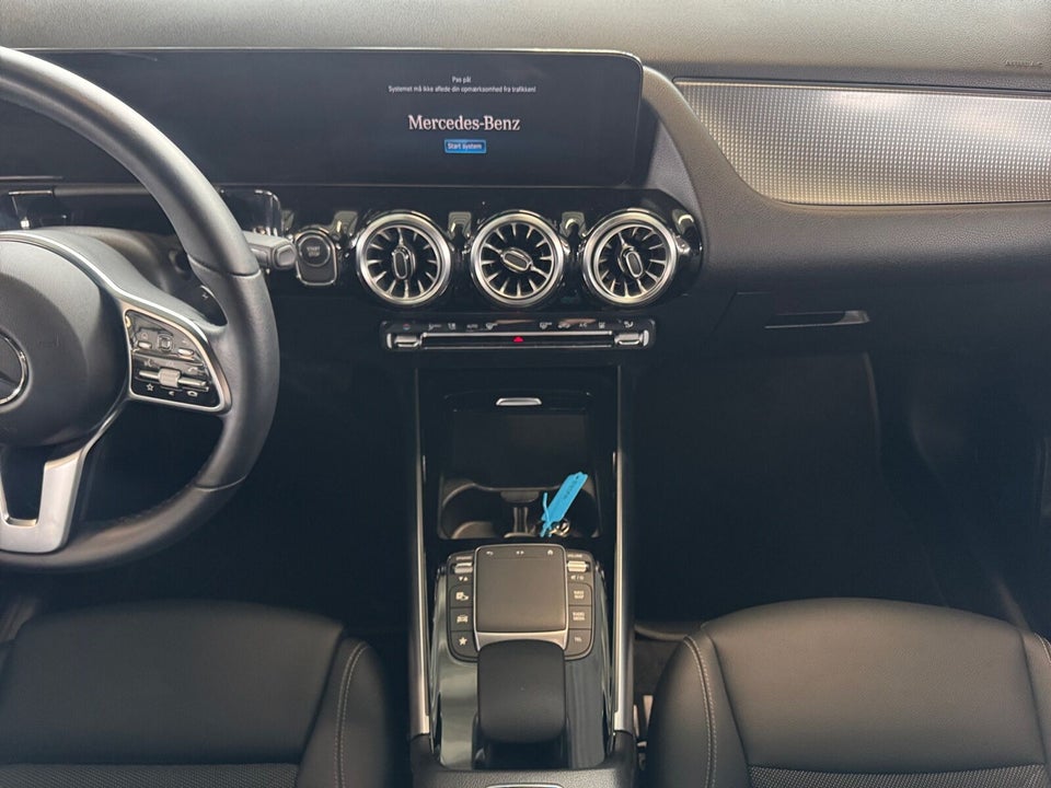 Mercedes EQA250+ Progressive 5d