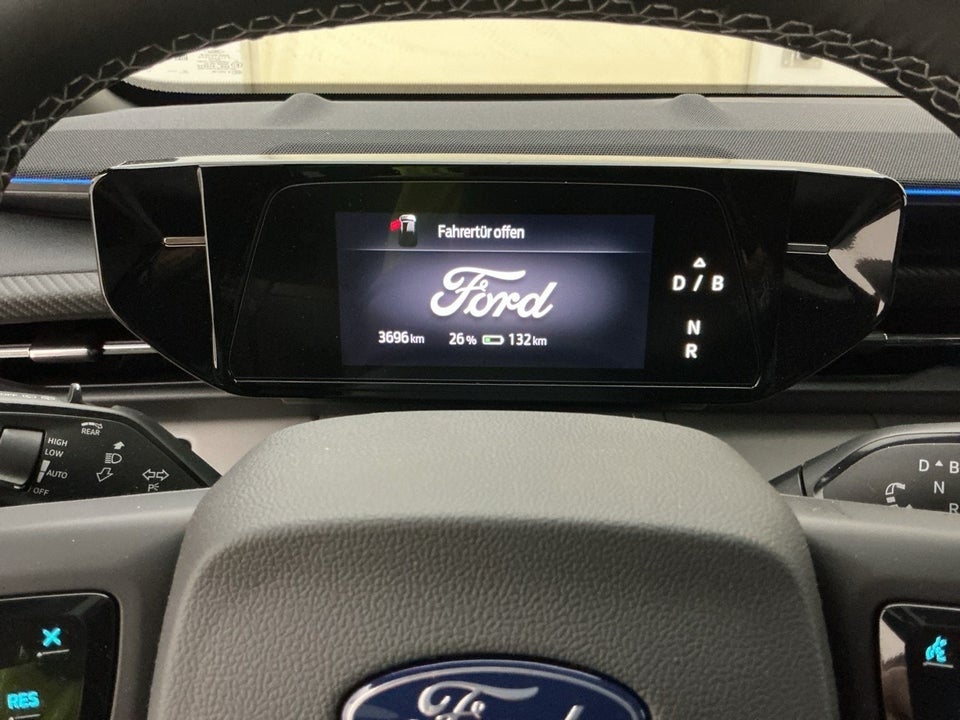 Ford Explorer 77 Premium Extended Range 5d