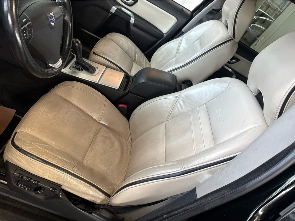 Volvo XC90 2,4 D5 200 R-Design aut. AWD 7prs 5d