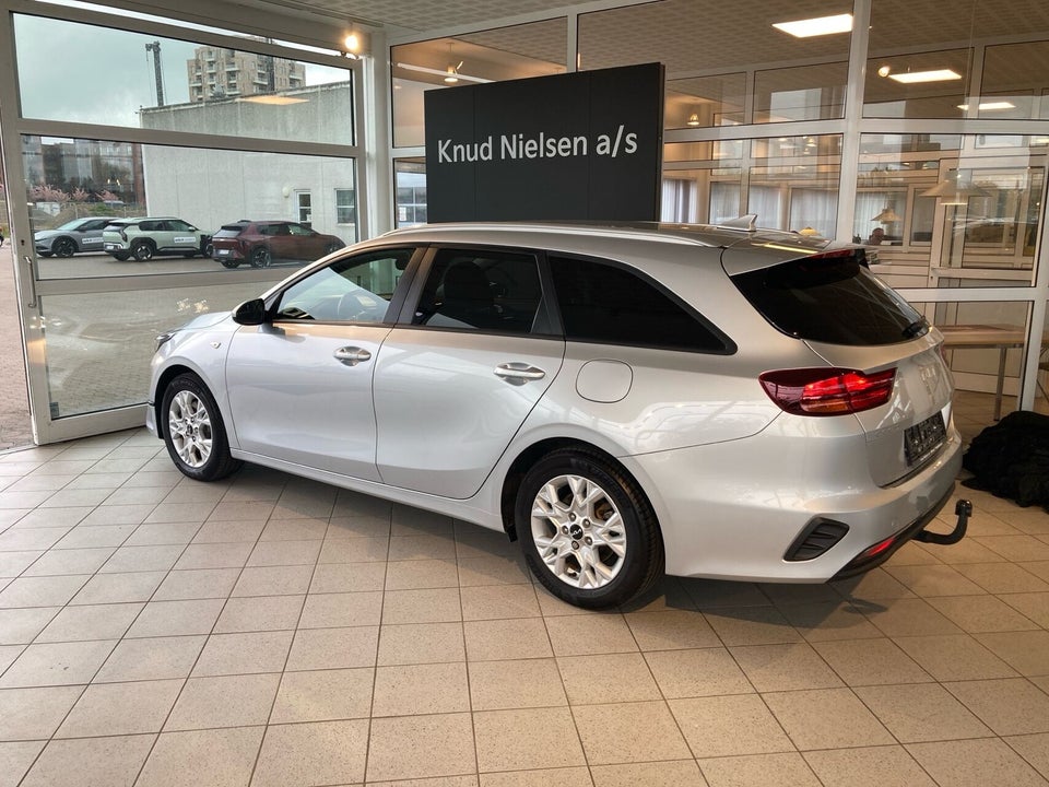 Kia Ceed 1,0 T-GDi Prestige SW 5d