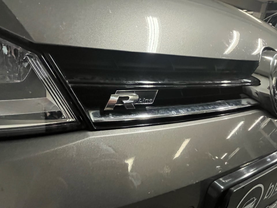 VW Golf VII 1,4 TSi 150 R-line Variant DSG BMT 5d