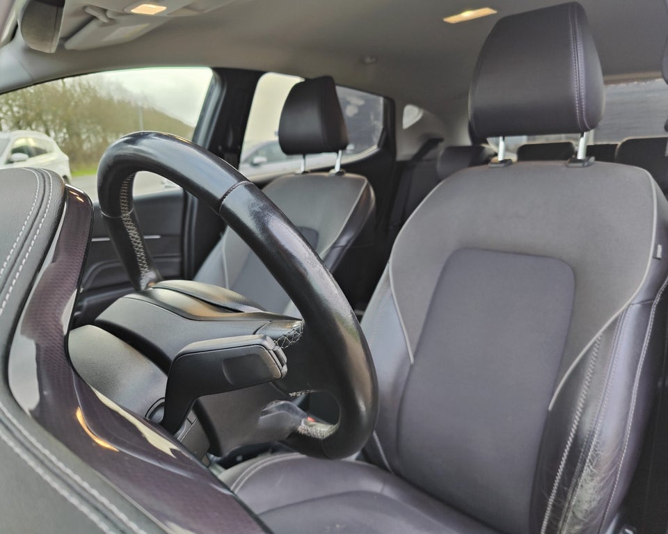 Ford Fiesta 1,0 EcoBoost Vignale 5d