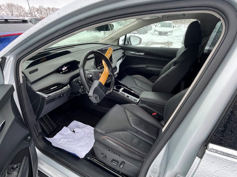 Skoda Enyaq 80 iV Suite 5d