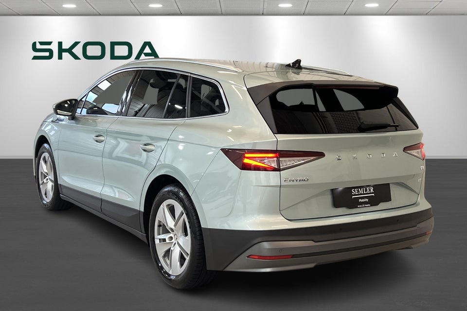 Skoda Enyaq 80 iV Plus 5d