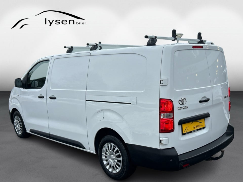 Toyota ProAce 2,0 D 122 Medium Comfort Master aut. 6d