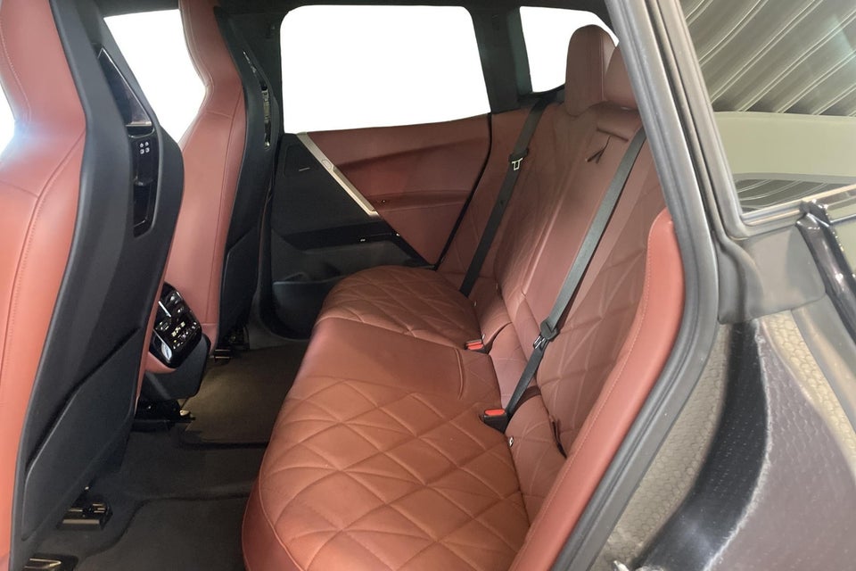 BMW iX xDrive40 Fully Charged 5d