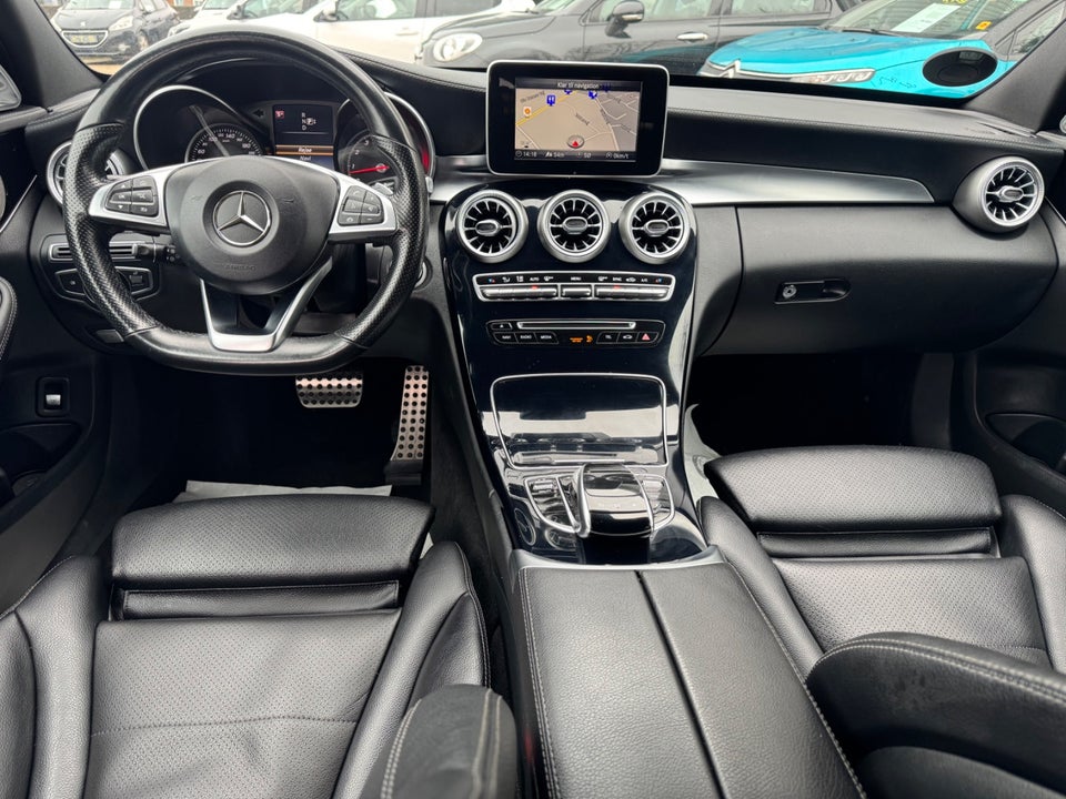 Mercedes C400 3,0 AMG Line stc. aut. 4Matic 5d