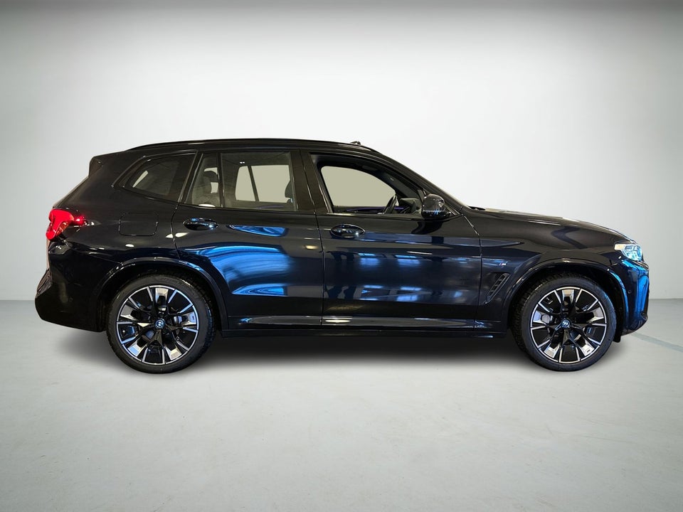 BMW iX3 Charged Plus M-Sport 5d