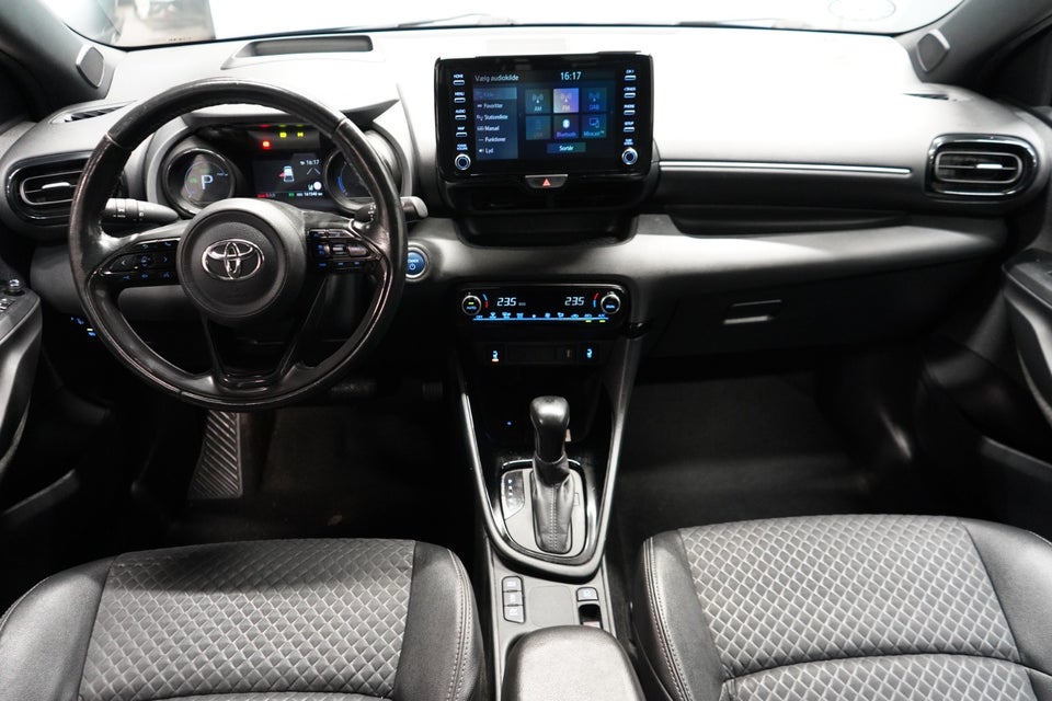 Toyota Yaris 1,5 Hybrid H3 Style e-CVT 5d