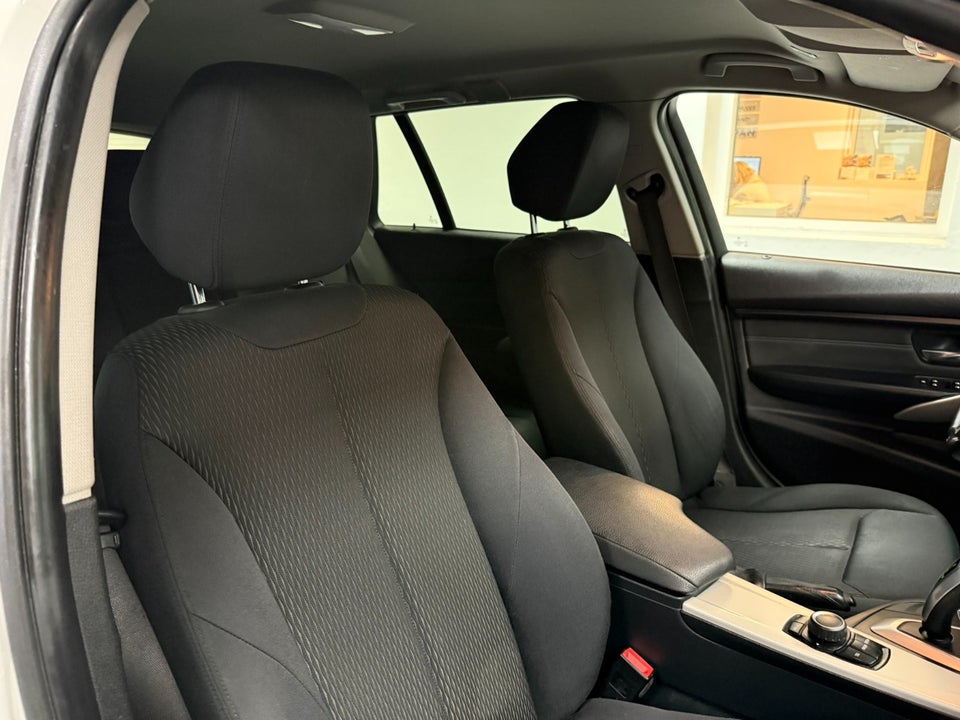 BMW 318d 2,0 Touring aut. 5d